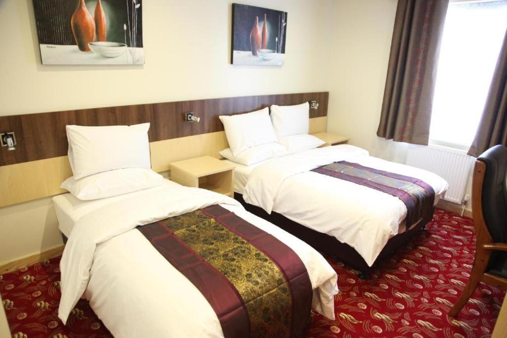 Cambridge Hotel Waterfront Brighouse Kültér fotó